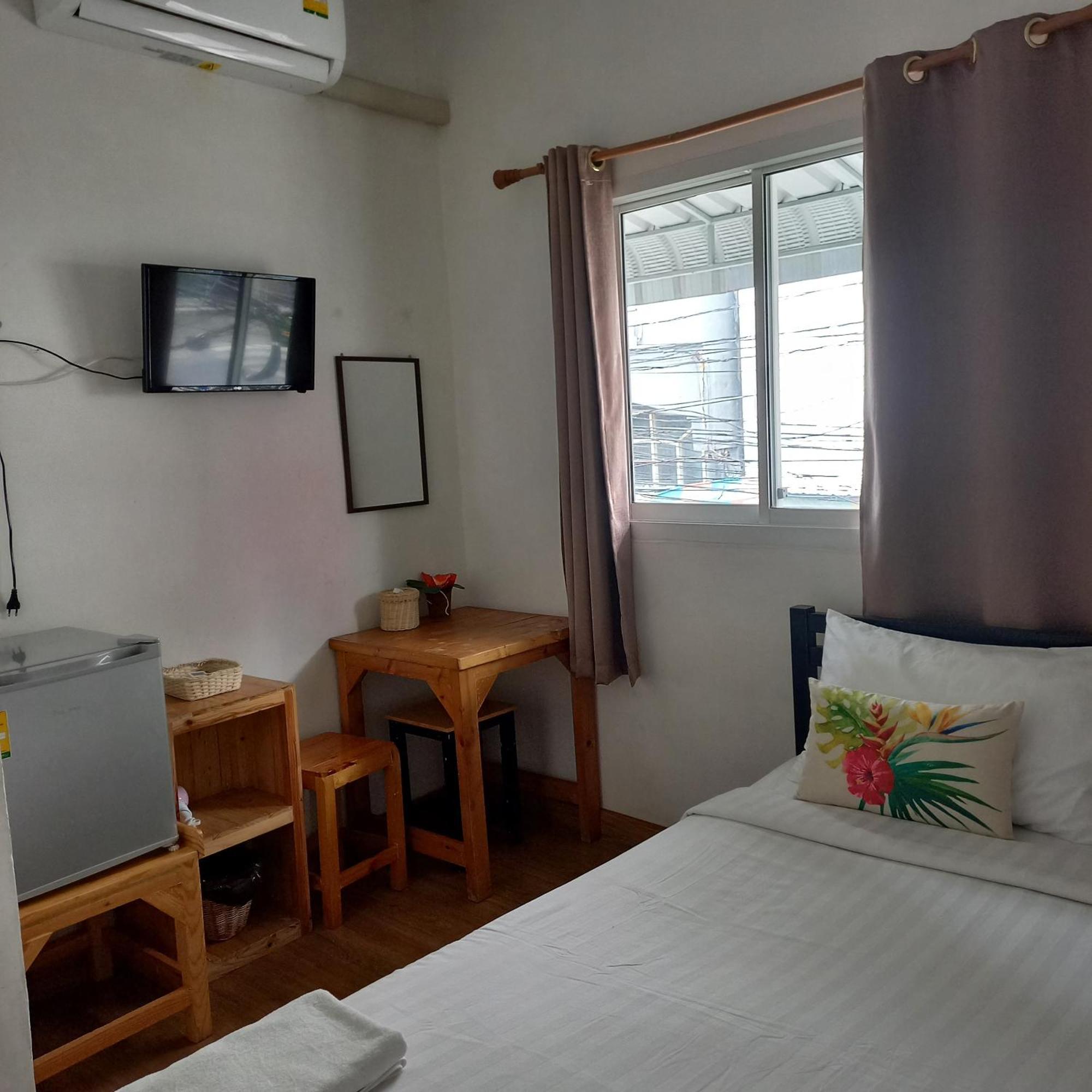 Happy Hostel Bangkok Rum bild